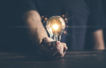 古诗不识庐山真面目的下一句是什么