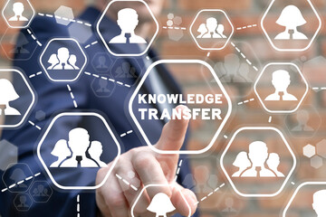 人类幼崽在护食的时候有多可爱呢？