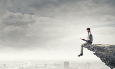 古诗不识庐山真面目的下一句是什么